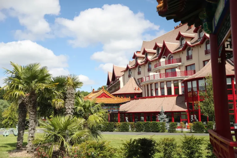 Les Pagodes de Beauval hotel, Chinese architecture, near ZooParc de Beauval